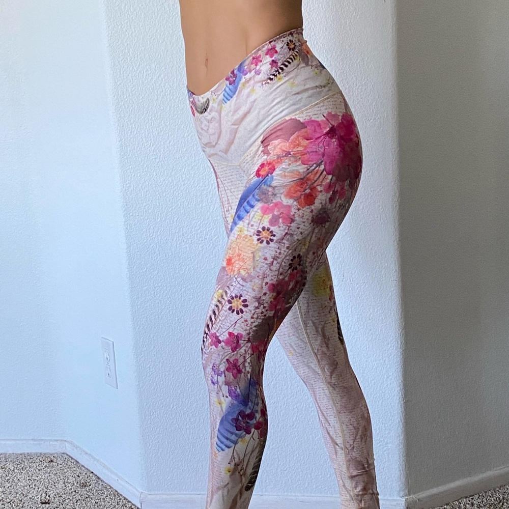 X SMALL Niyama Sol Legging